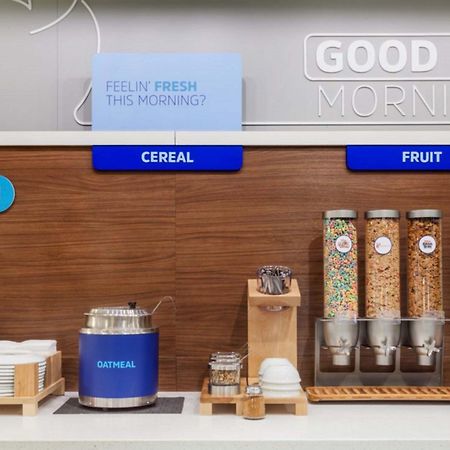 Holiday Inn Express Elk Grove West I-5 By Ihg Ngoại thất bức ảnh