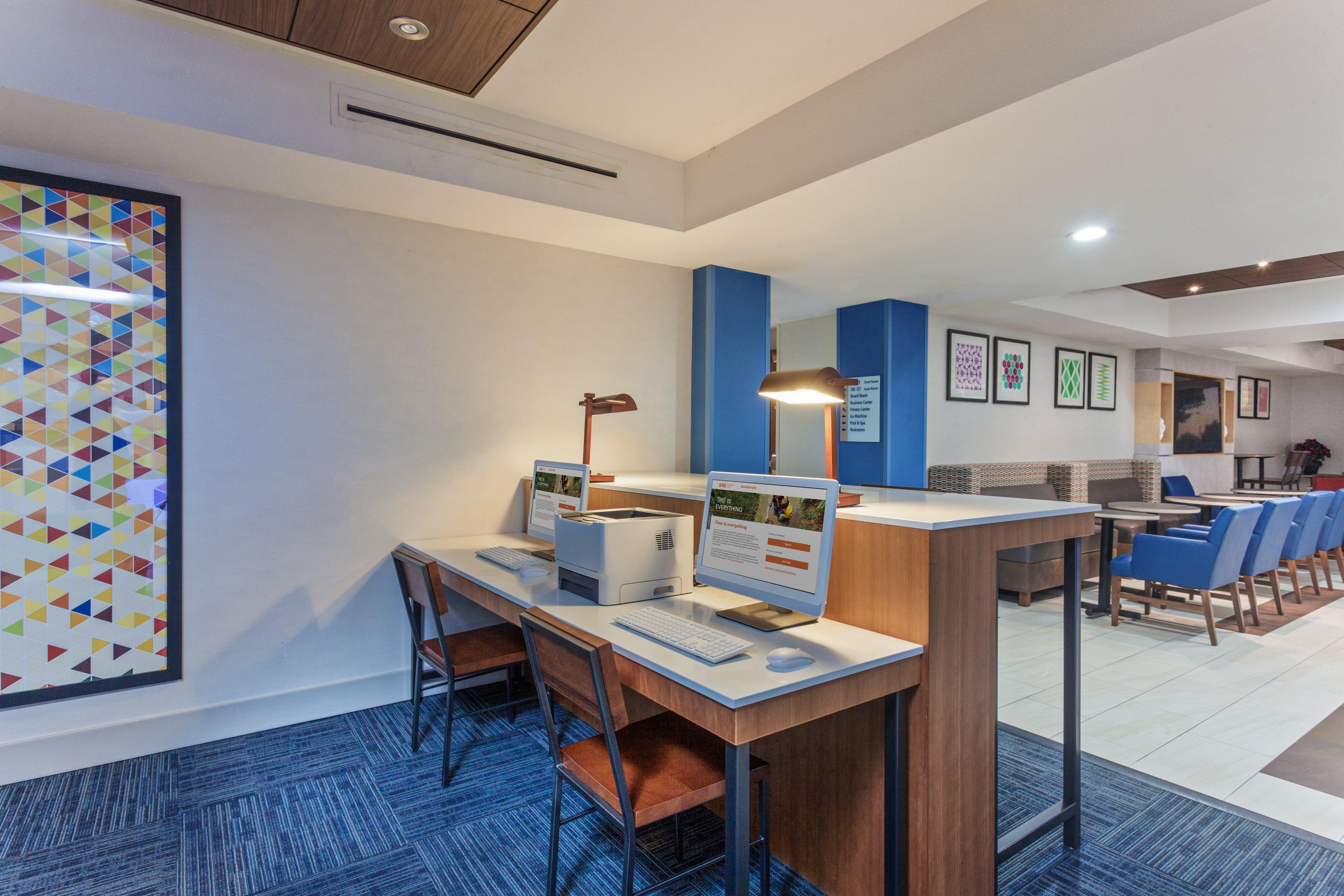 Holiday Inn Express Elk Grove West I-5 By Ihg Ngoại thất bức ảnh