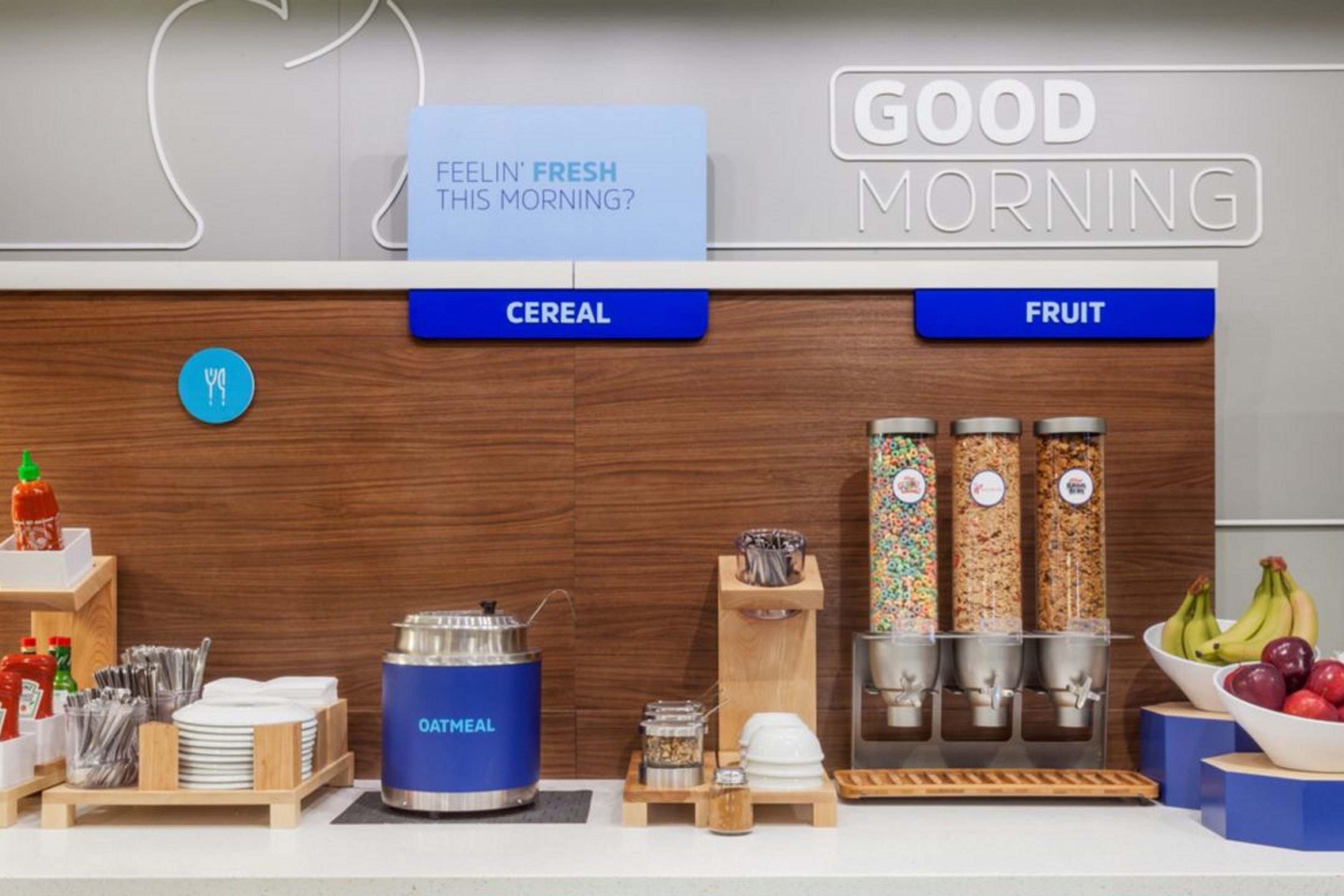 Holiday Inn Express Elk Grove West I-5 By Ihg Ngoại thất bức ảnh