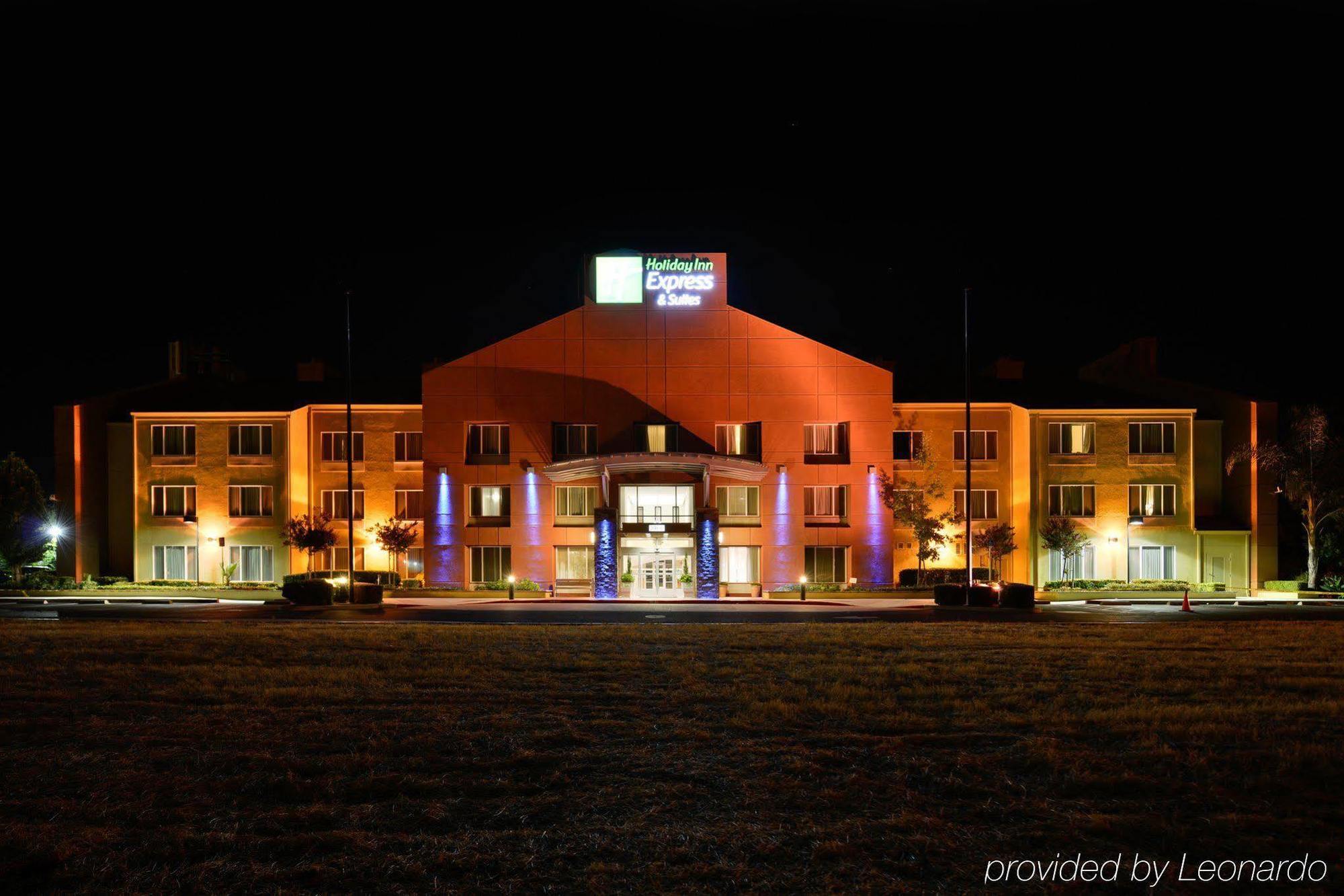 Holiday Inn Express Elk Grove West I-5 By Ihg Ngoại thất bức ảnh